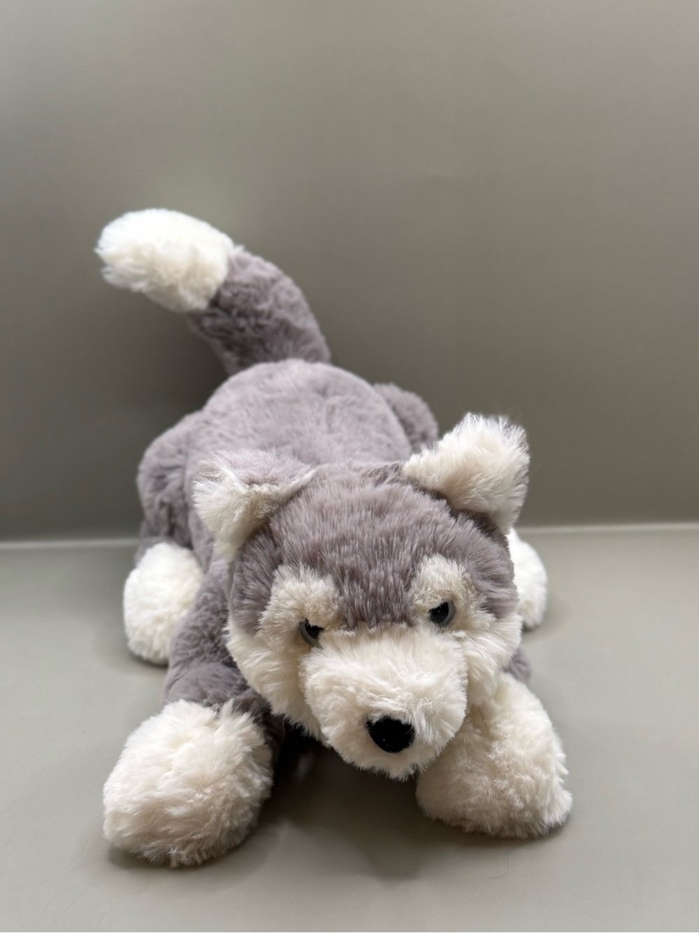 Jellycat Hudson Husky Dog Puppy Plush Stuffed Animal Laying Soft